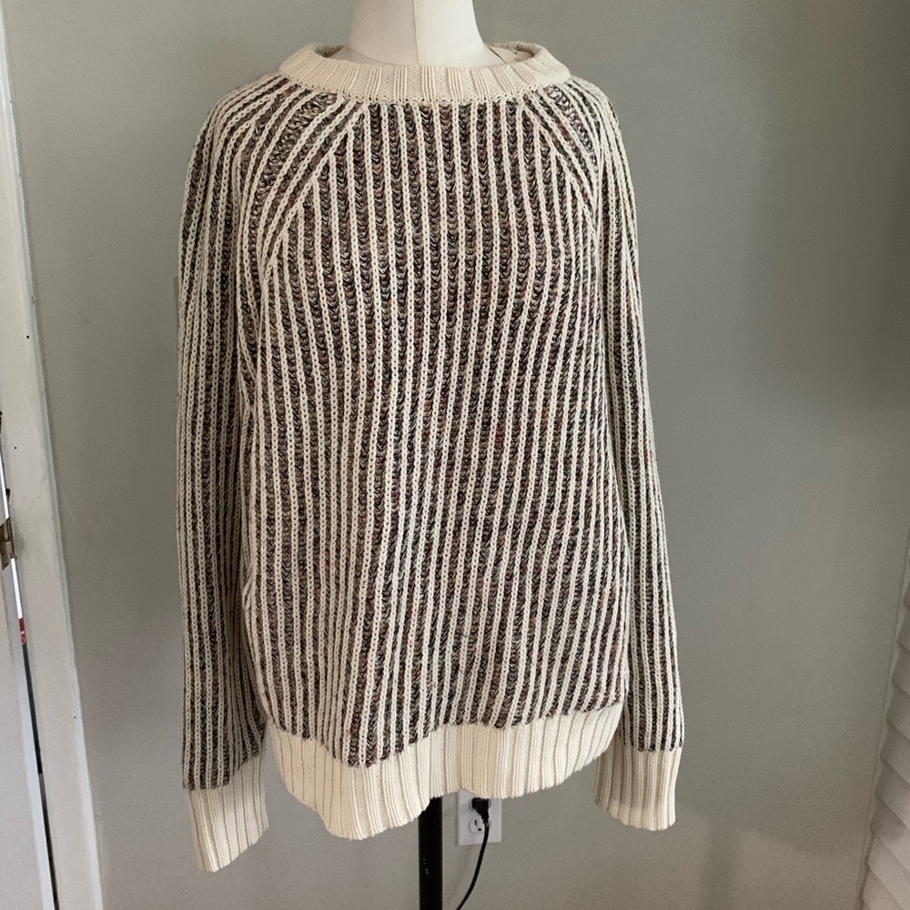 BMWT Universal Thread Target Raglan Knit Sweater, Sz Lg